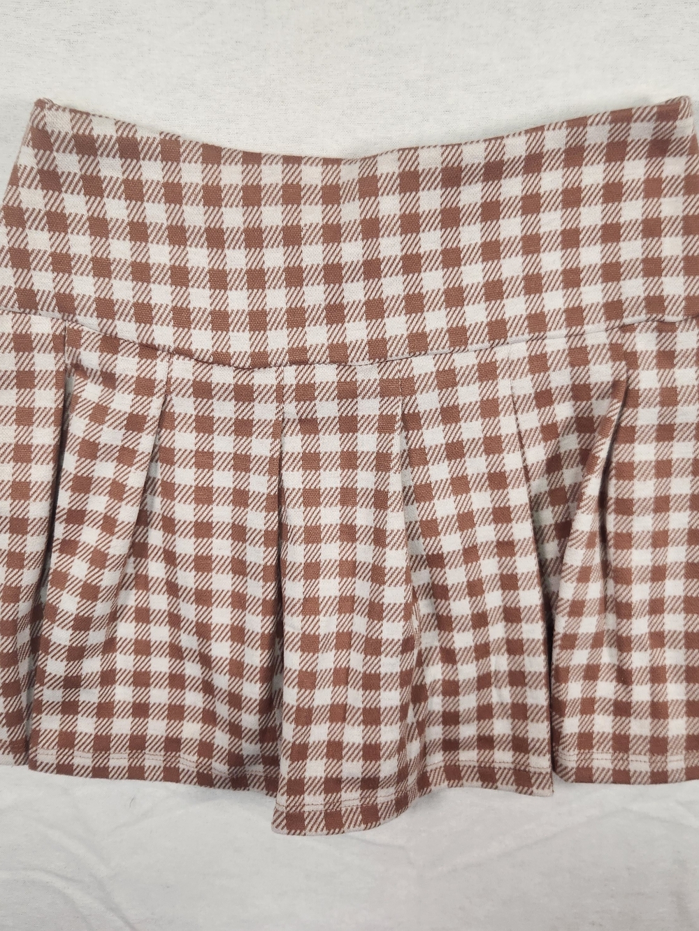 Rachel Zoe Plaid Brown and White Pleated Mini Skirt/Skort Size 10